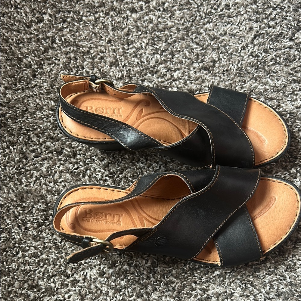 Born Women's Black Leather Sandals - Picture 2 of 4